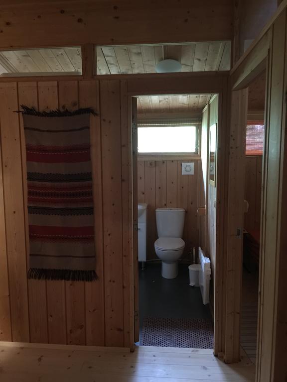 Lovely Cabin In The Capital Area With Hot Tube ハフナルフィヨルズゥル エクステリア 写真